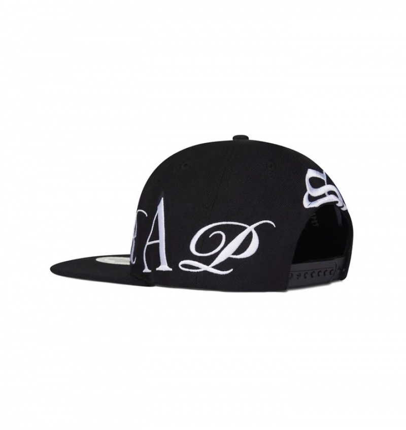 Black Trapstar Script Fitted Men's Caps | RGFJTA-586