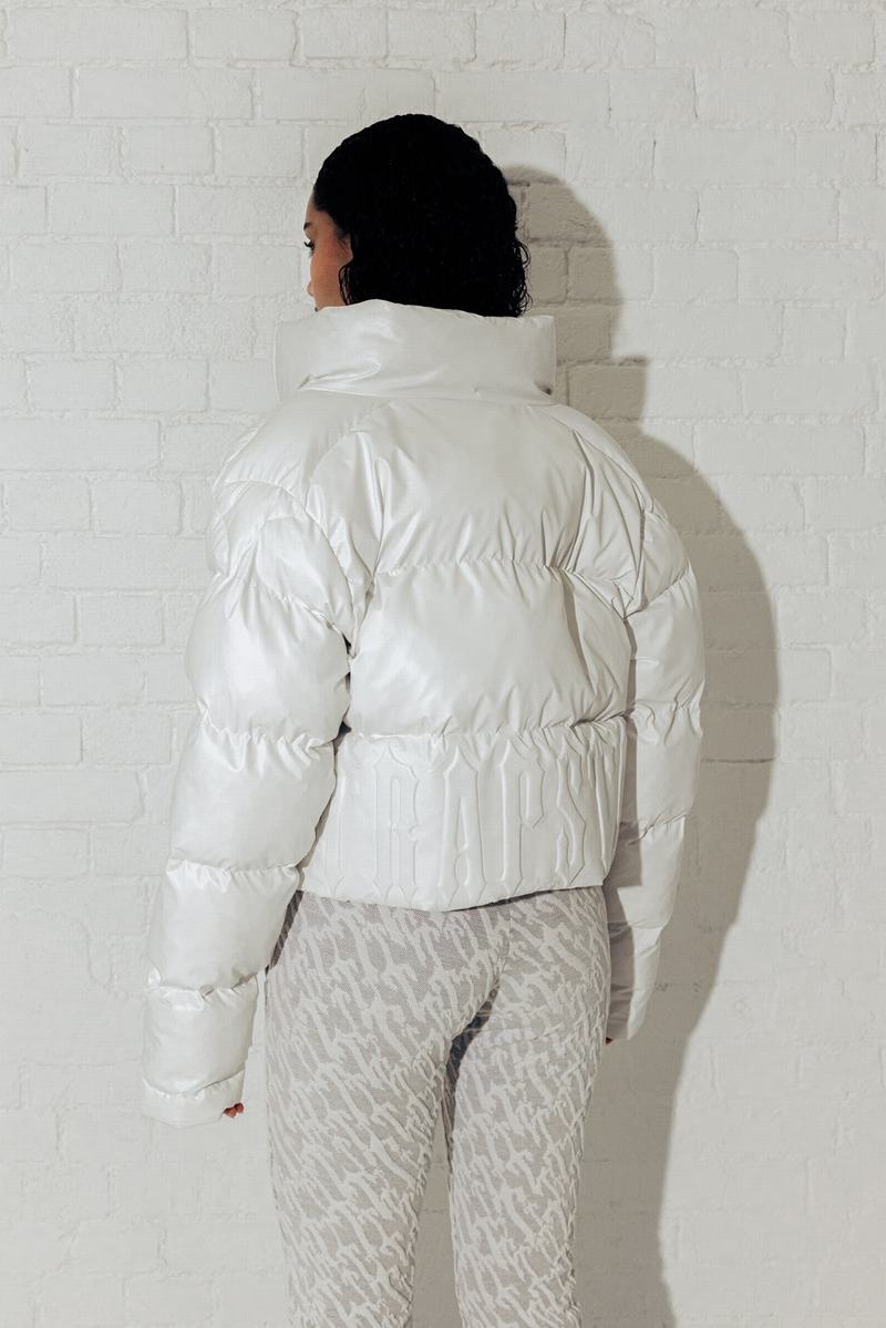 White Trapstar Irongate Embossed Puffer Women's Jackets | STGIWA-056